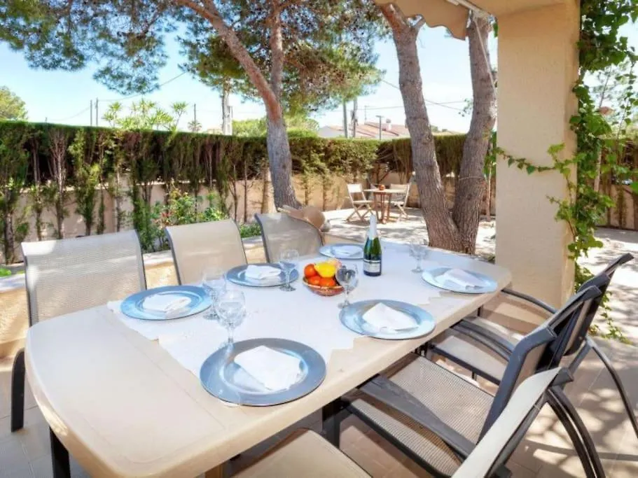 Amplio Chalet Con Gran Piscina Les Tres Cales 0*,  Spain