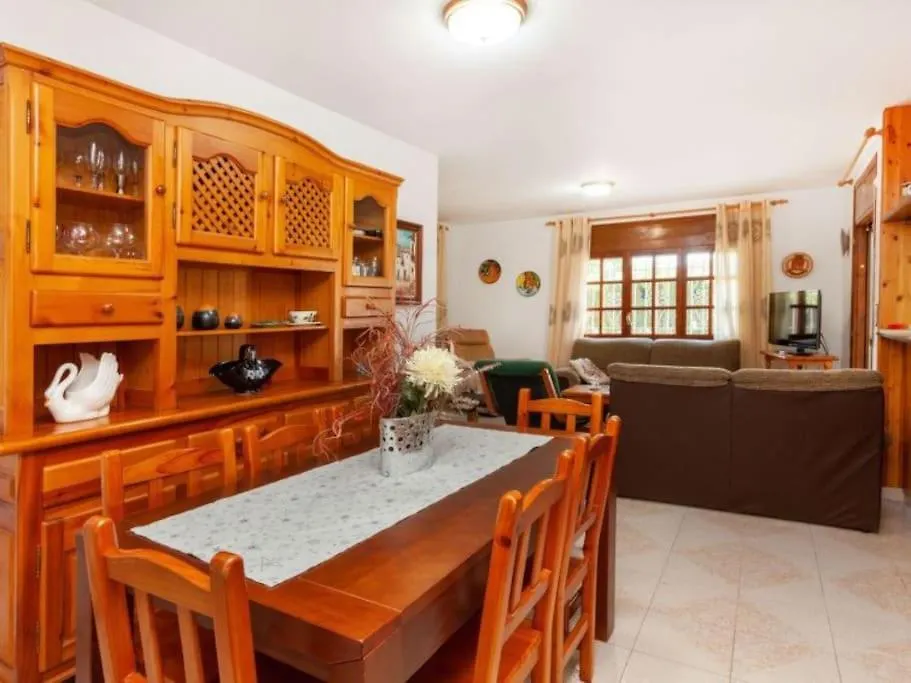 Amplio Chalet Con Gran Piscina Les Tres Cales 0*,